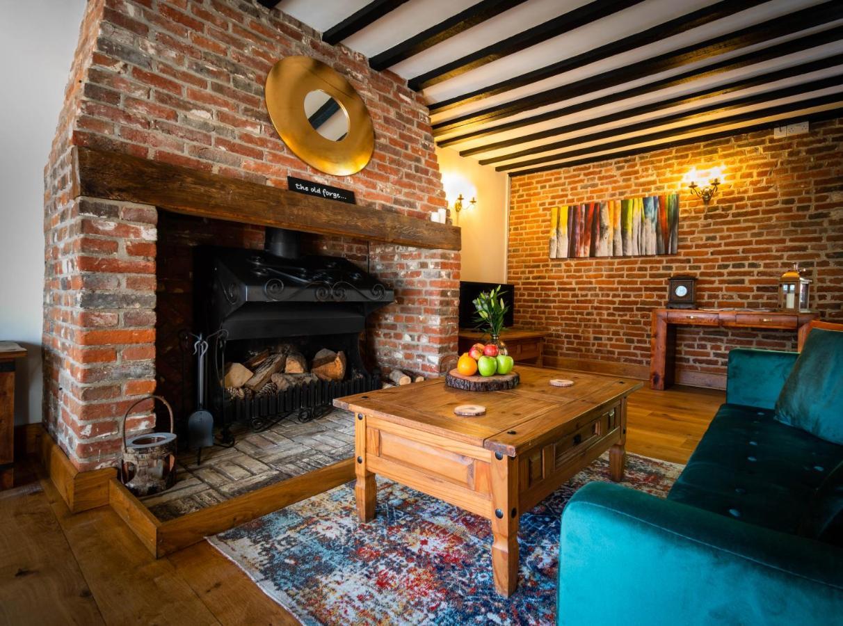 The Farmhouse At Fincham Exterior foto
